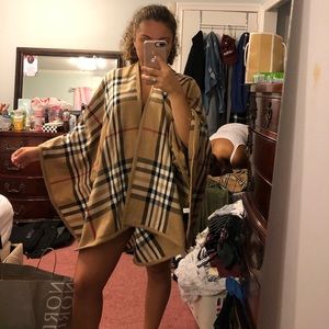 BEAUTIFUL CHARTER CLUB PIECE!! ONE SIZE FITS ALL